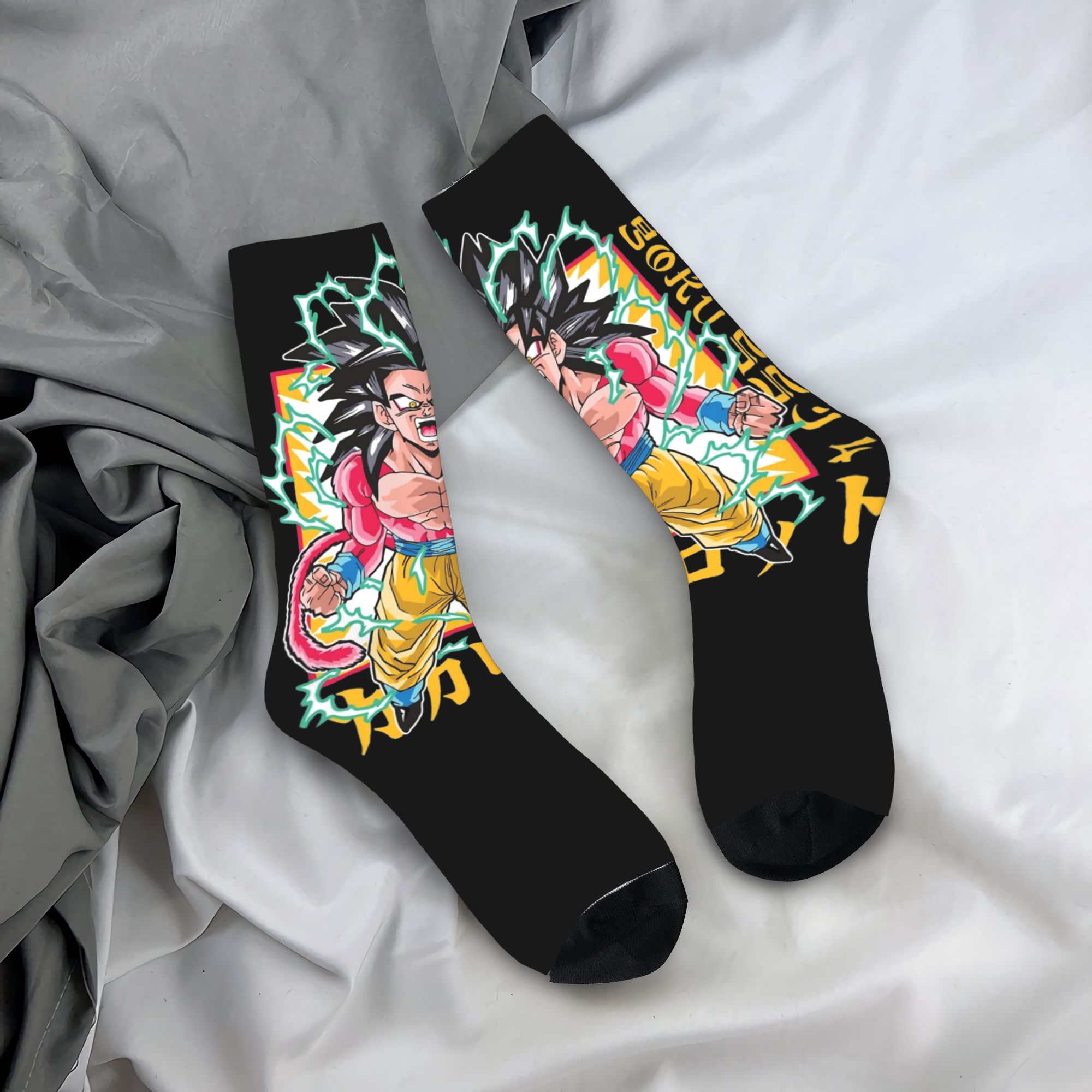 ドラゴンボールZソックス メンズ レディース スケートボード - Anime Merchandise Ideas のレビューと価格